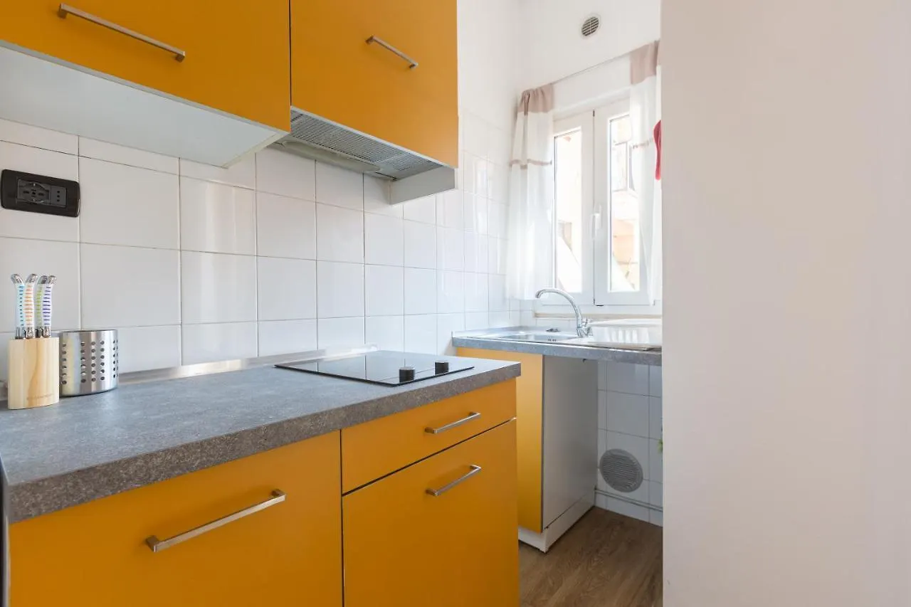 Apartment Mysa Properties - Monolocale, Tortona Design District Milan Italy